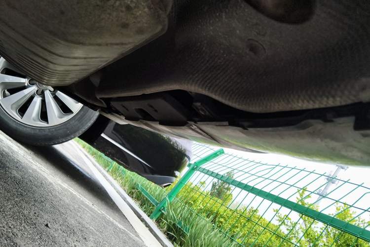 Used Mercedes-Benz M-Class 2012 ML 350 Sport Edition Chassis Rear Left