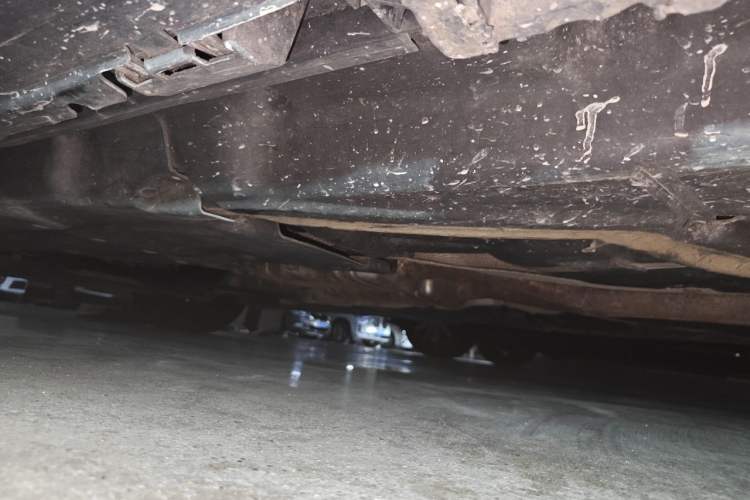 Used Mercedes-Benz M-Class 2012 ML 350 Sport Edition Chassis Rear Left
