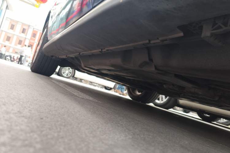 Used Mercedes-Benz M-Class 2012 ML 350 Luxury Edition Chassis Rear Left