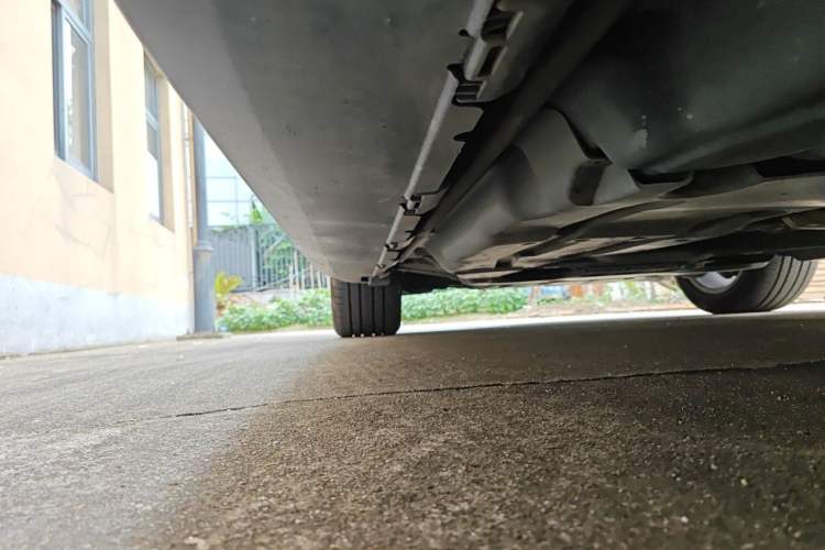 Used Mercedes-Benz M-Class 2012 ML 350 Luxury Edition Chassis Rear Left