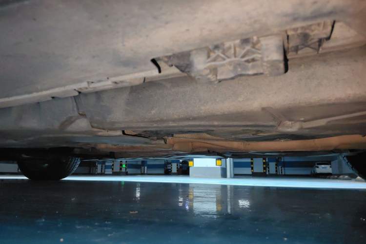 Used Mercedes-Benz M-Class 2012 ML 350 Luxury Edition Chassis Rear Left
