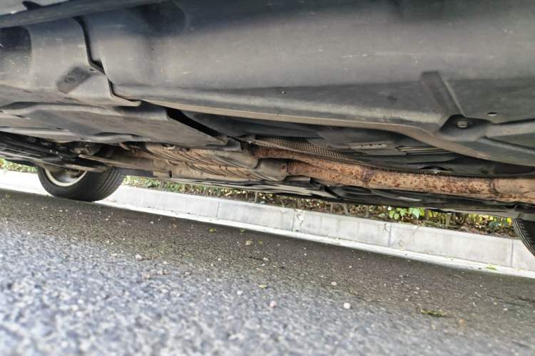 Used Mercedes-Benz M-Class 2012 ML 350 Sport Edition Chassis Rear Left