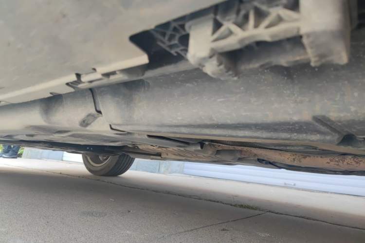 Used Mercedes-Benz M-Class 2012 ML 350 Sport Edition Chassis Rear Left