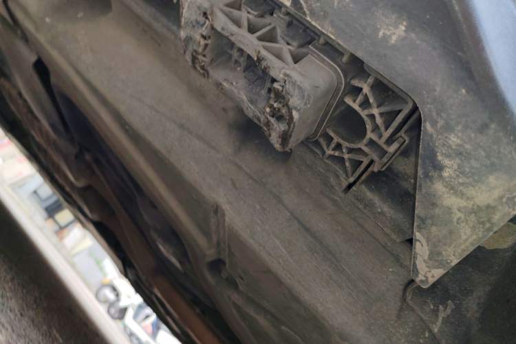 Used Mercedes-Benz M-Class 2012 ML 350 Sport Edition Chassis Rear Left