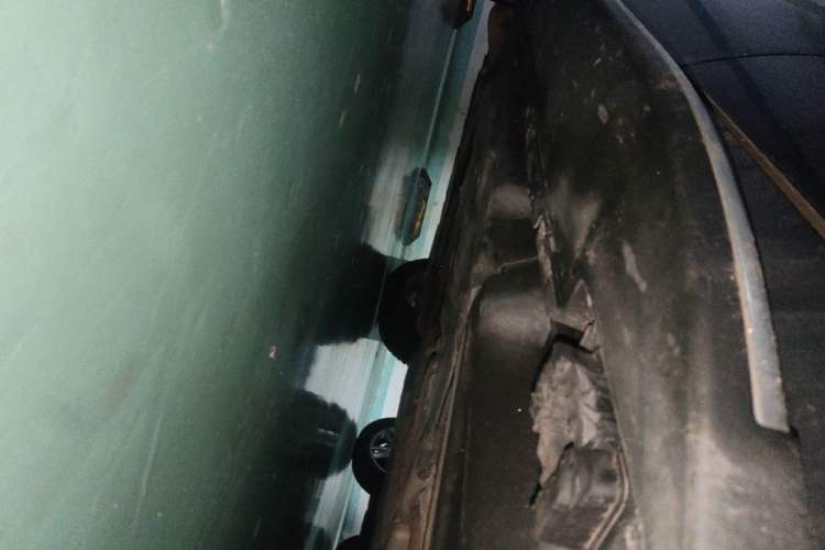 Used Mercedes-Benz M-Class 2012 ML 350 Sport Edition Chassis Rear Left