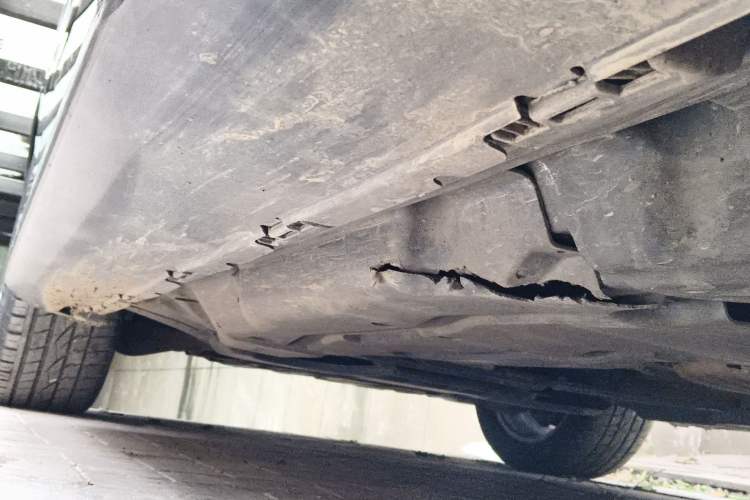 Used Mercedes-Benz M-Class 2012 ML 350 Luxury Edition Chassis Rear Left