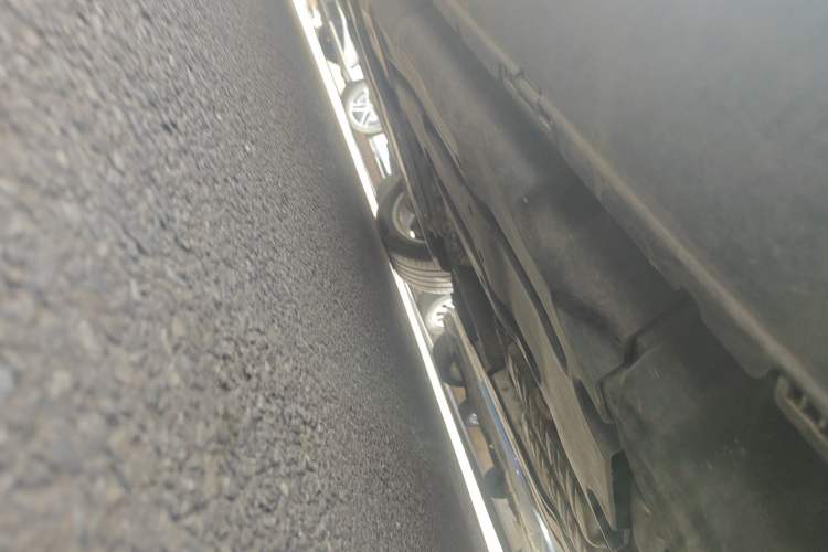 Used Mercedes-Benz M-Class 2012 ML 350 Luxury Edition Chassis Rear Left