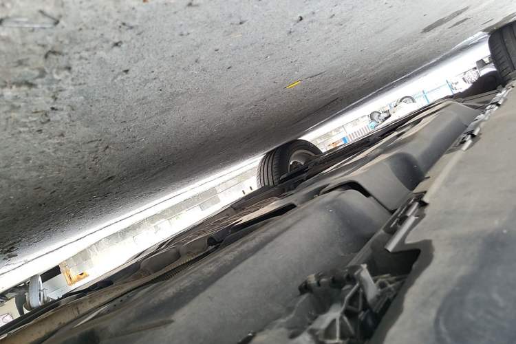 Used Mercedes-Benz M-Class 2012 ML 350 Sport Edition Chassis Rear Left