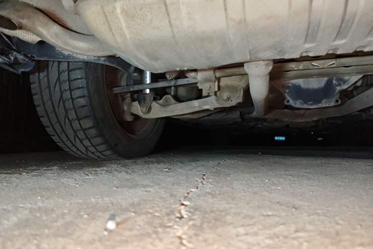 Used Mercedes-Benz M-Class 2012 ML 350 Luxury Edition Chassis Rear Left