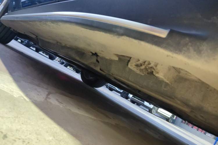 Used Mercedes-Benz M-Class 2012 ML 350 Luxury Edition Chassis Rear Left
