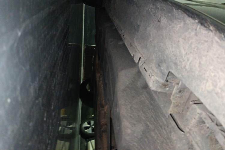 Used Mercedes-Benz M-Class 2012 ML 300 Chassis Rear Left