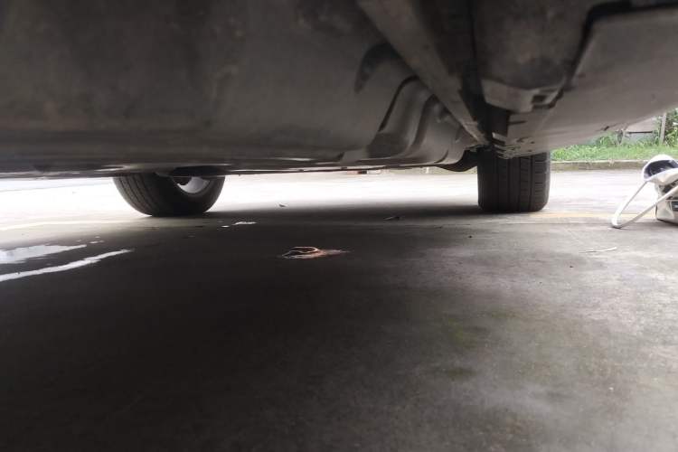 Used Mercedes-Benz M-Class 2012 ML 300 Chassis Rear Right