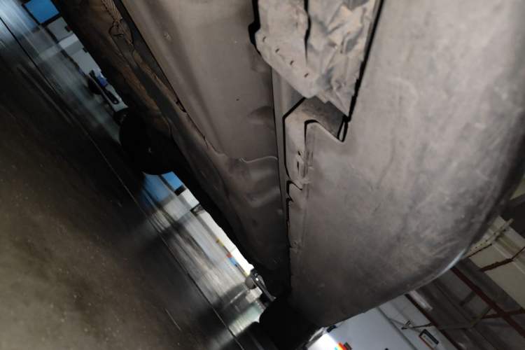 Used Mercedes-Benz M-Class 2012 ML 350 Sport Edition Chassis Rear Right