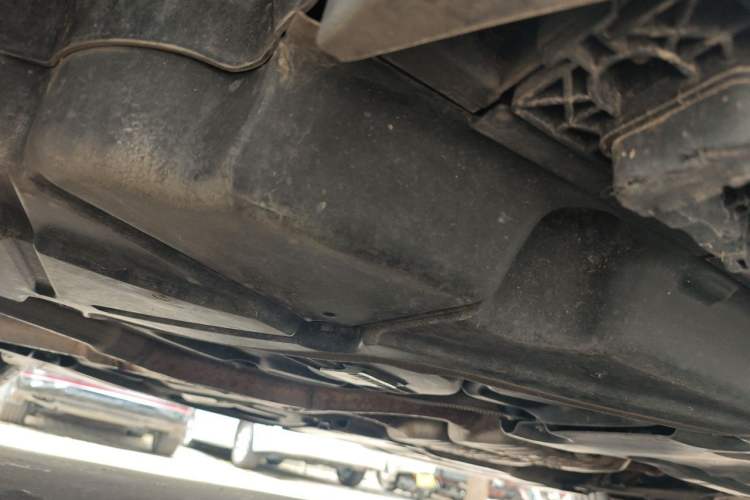 Used Mercedes-Benz M-Class 2012 ML 350 Sport Edition Chassis Rear Right