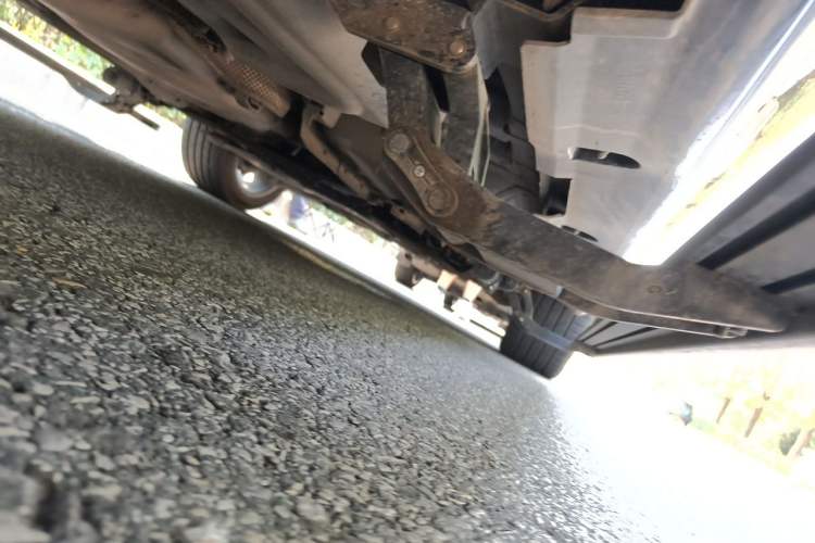 Used Mercedes-Benz M-Class 2012 ML 300 Chassis Rear Right