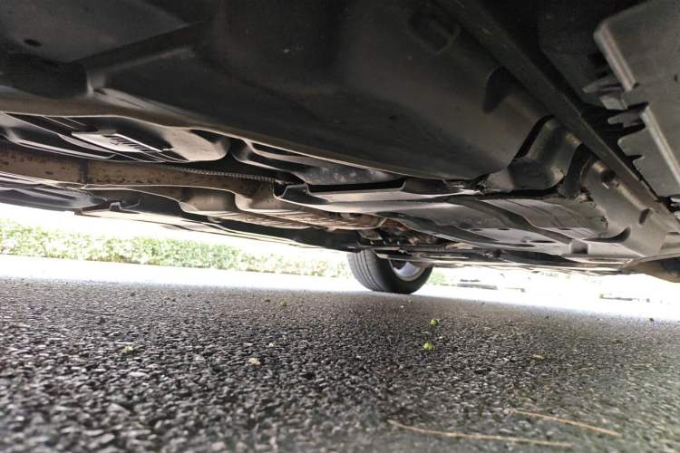 Used Mercedes-Benz M-Class 2012 ML 350 Sport Edition Chassis Rear Right