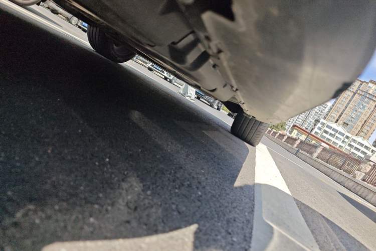 Used Mercedes-Benz M-Class 2012 ML 350 Sport Edition Chassis Rear Right