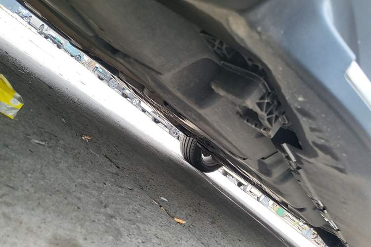 Used Mercedes-Benz M-Class 2012 ML 350 Sport Edition Chassis Rear Right