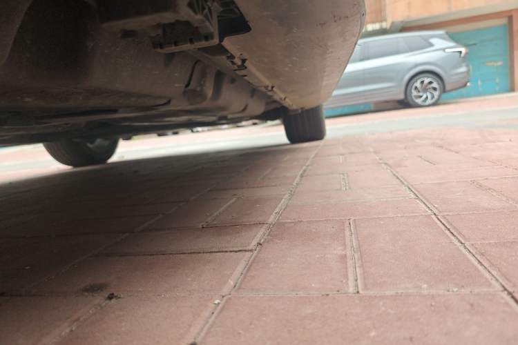 Used Mercedes-Benz M-Class 2012 ML 350 Sport Edition Chassis Rear Right