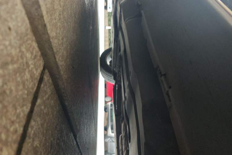 Used Mercedes-Benz M-Class 2012 ML 350 Luxury Edition Chassis Rear Right