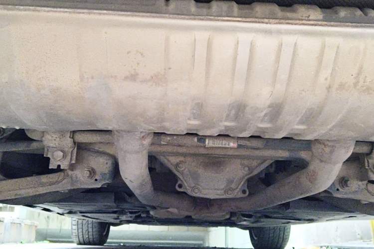 Used Mercedes-Benz M-Class 2012 ML 350 Luxury Edition Chassis Rear