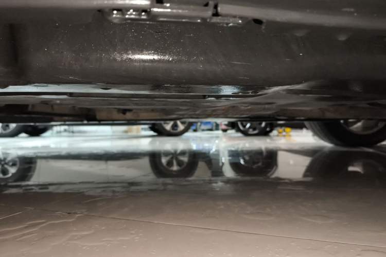 Used Mercedes-Benz M-Class 2012 ML 350 Sport Edition Chassis Rear