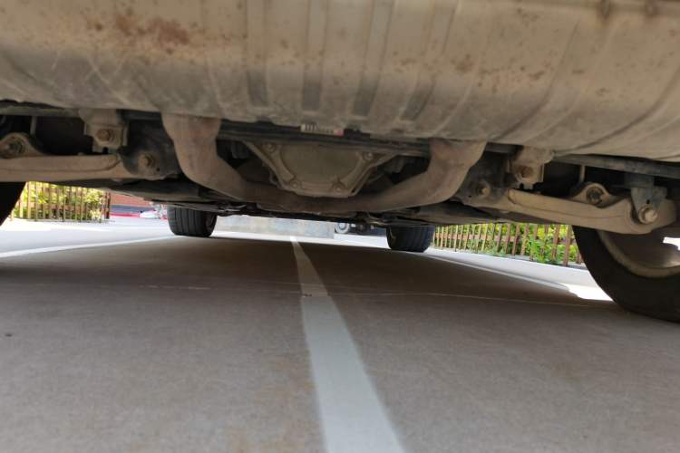 Used Mercedes-Benz M-Class 2012 ML 350 Luxury Edition Chassis Rear