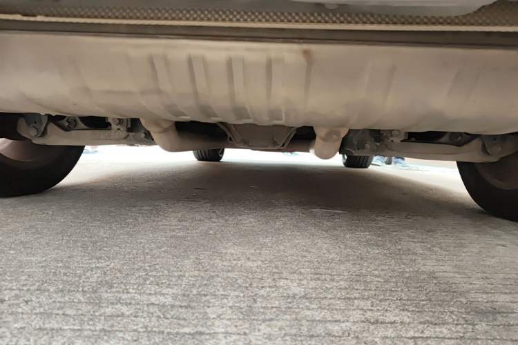 Used Mercedes-Benz M-Class 2012 ML 350 Luxury Edition Chassis Rear