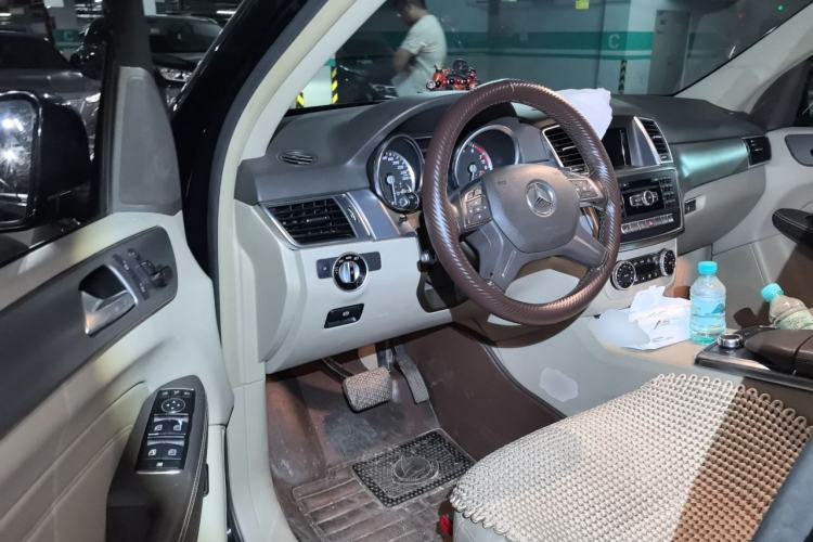Used Mercedes-Benz M-Class 2012 ML 300 Driver Seat