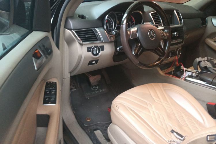 Used Mercedes-Benz M-Class 2012 ML 300 Driver Seat