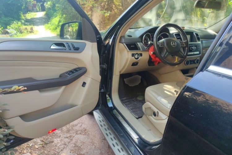 Used Mercedes-Benz M-Class 2012 ML 300 Driver Seat