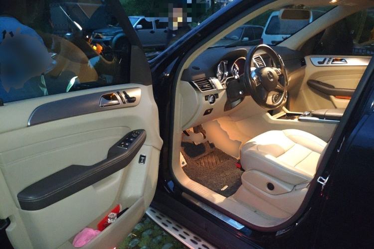 Used Mercedes-Benz M-Class 2012 ML 300 Driver Seat