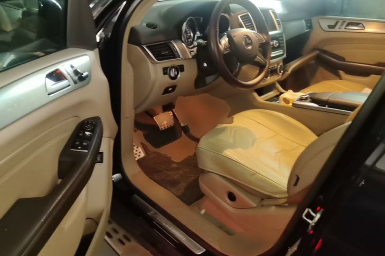 Used Mercedes-Benz M-Class 2012 ML 300 Driver Seat