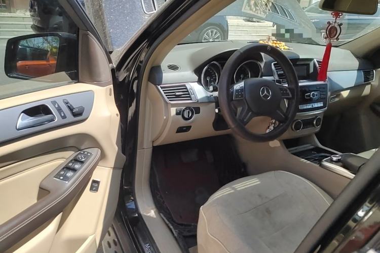 Used Mercedes-Benz M-Class 2012 ML 300 Driver Seat