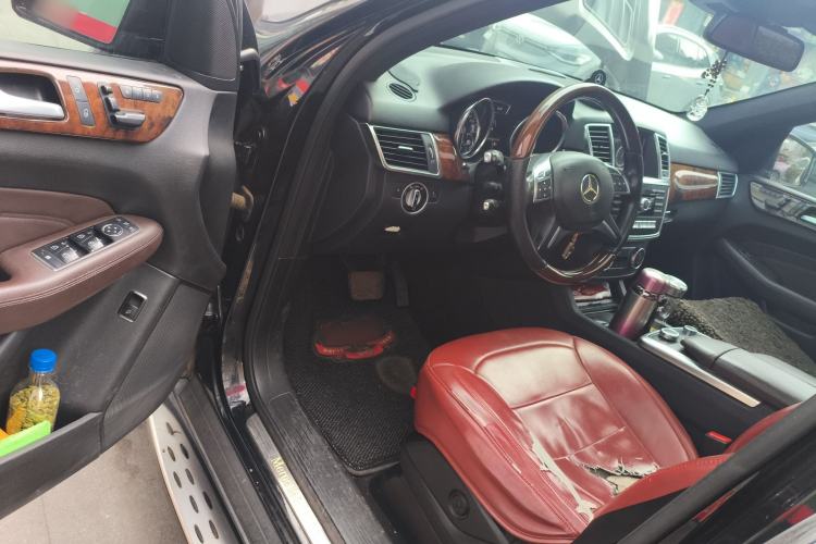 Used Mercedes-Benz M-Class 2012 ML 350 Luxury Edition Driver Seat