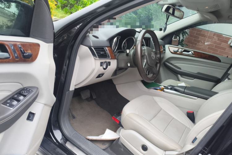 Used Mercedes-Benz M-Class 2012 ML 350 Sport Edition Driver Seat