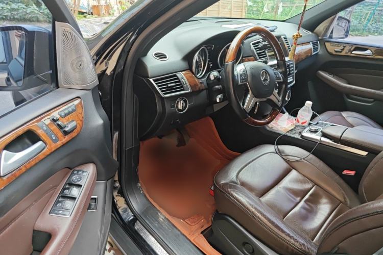 Used Mercedes-Benz M-Class 2012 ML 350 Luxury Edition Driver Seat