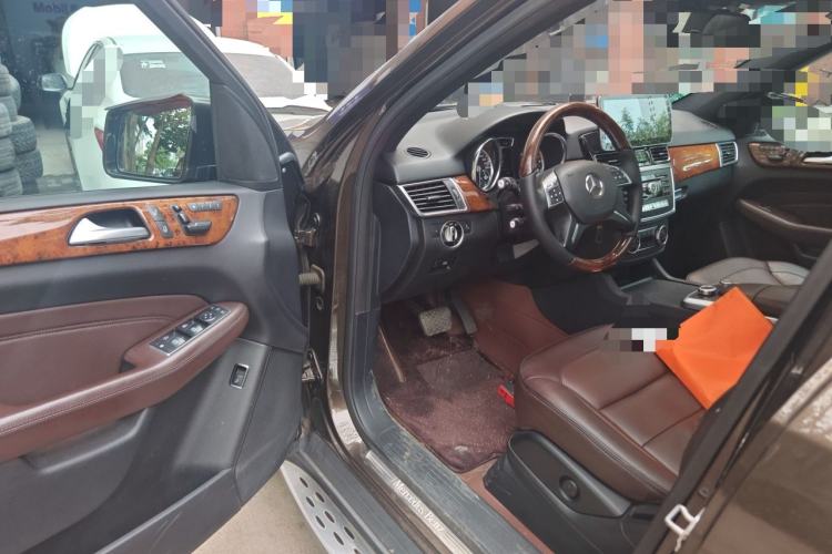 Used Mercedes-Benz M-Class 2012 ML 350 Luxury Edition Driver Seat