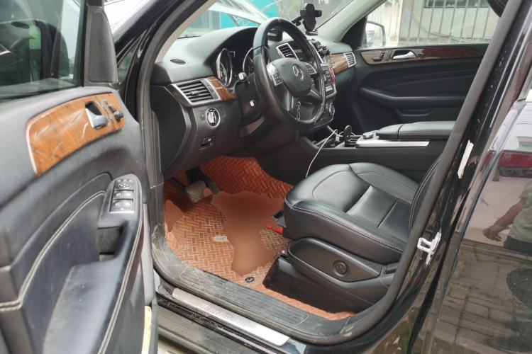 Used Mercedes-Benz M-Class 2012 ML 350 Sport Edition Driver Seat