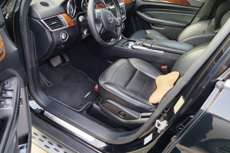 Used Mercedes-Benz M-Class 2012 ML 350 Sport Edition Driver Seat