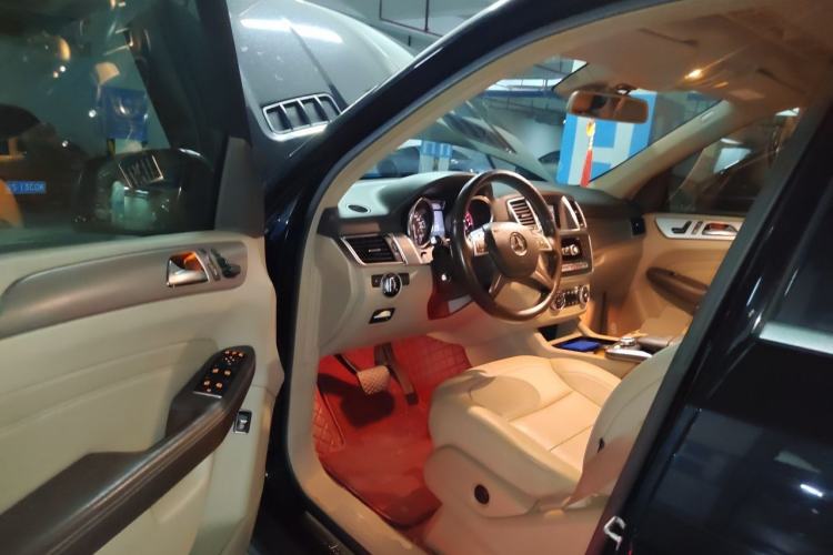 Used Mercedes-Benz M-Class 2012 ML 300 Driver Seat