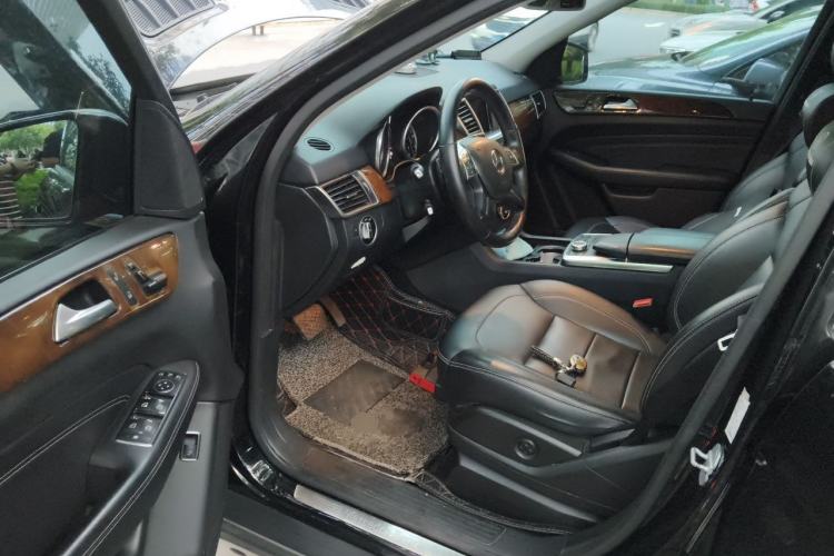 Used Mercedes-Benz M-Class 2012 ML 350 Sport Edition Driver Seat