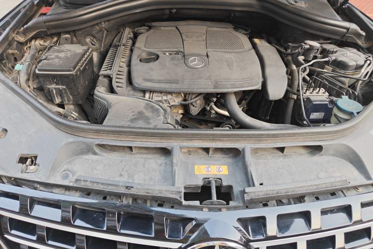 Used Mercedes-Benz M-Class 2012 ML 350 Sport Edition Engine Bay