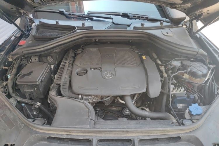 Used Mercedes-Benz M-Class 2012 ML 350 Sport Edition Engine Bay