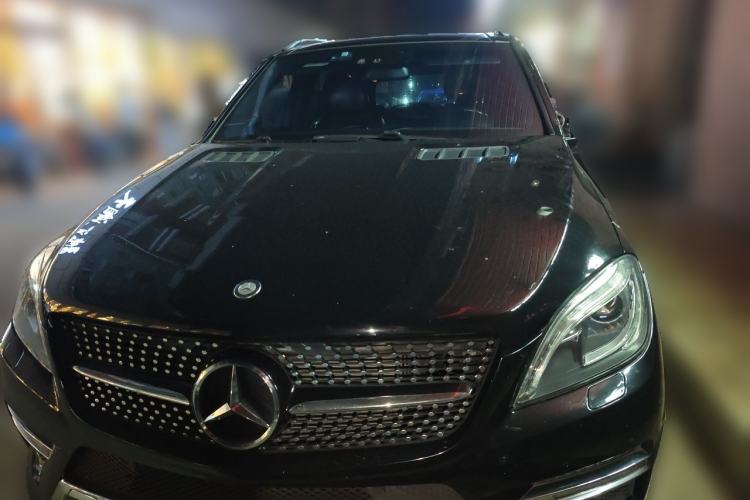 Used Mercedes-Benz M-Class 2012 ML 350 Luxury Edition Front