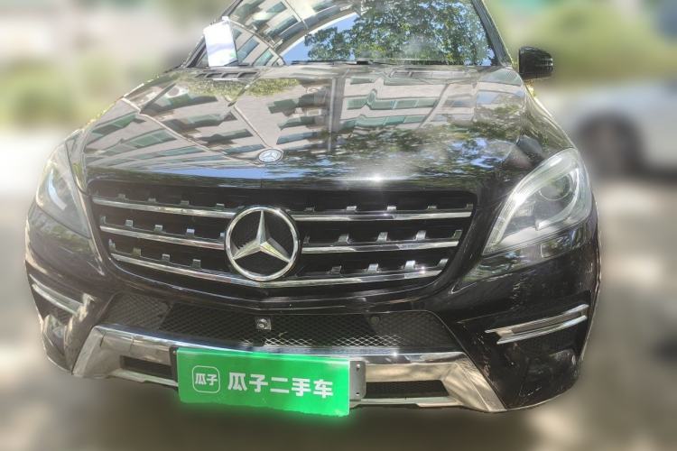 Used Mercedes-Benz M-Class 2012 ML 350 Luxury Edition Front