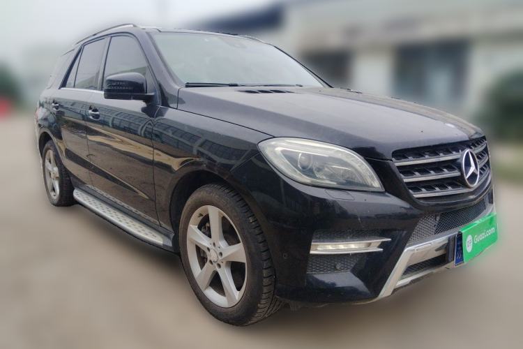 Used Mercedes-Benz M-Class 2012 ML 350 Sport Edition Front Right 45 Deg