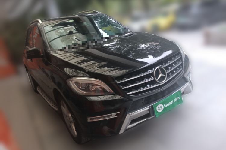 Used Mercedes-Benz M-Class 2012 ML 300 Front Right 45 Deg