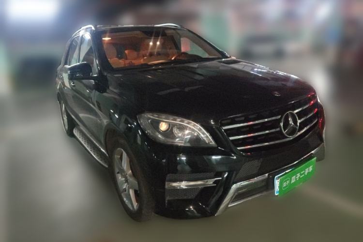 Used Mercedes-Benz M-Class 2012 ML 350 Luxury Edition Front Right 45 Deg