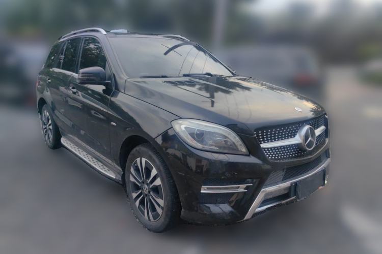 Used Mercedes-Benz M-Class 2012 ML 350 Sport Edition Front Right 45 Deg